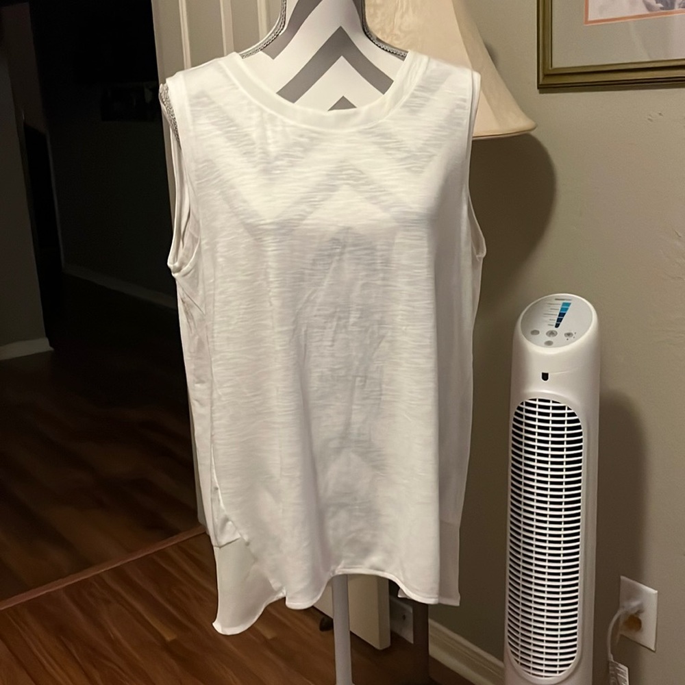 Adrienne Vittadini White Tank